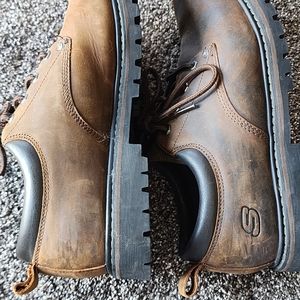 Men working shoes